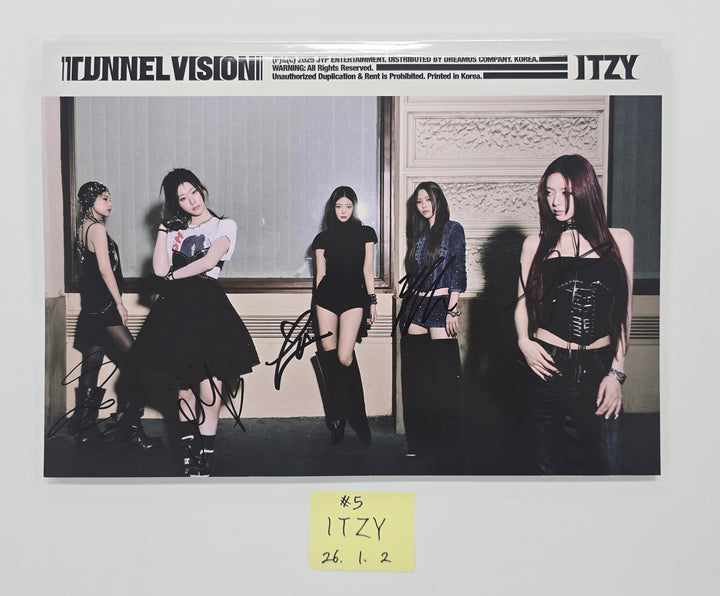 ITZY "TUNNEL VISION" - Hand Autographed(Signed) Promo Album [26.1.2]