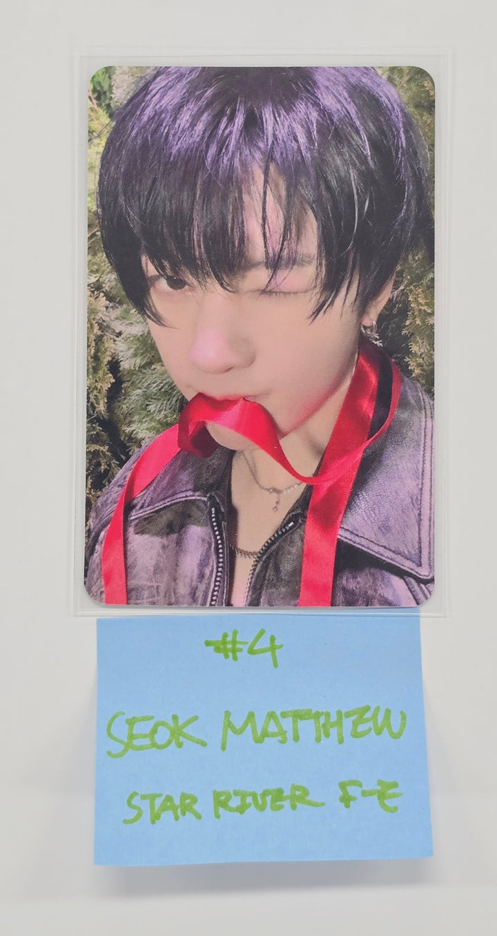 ZeroBaseOne "BLUE PARADISE" - Star River Fansign Event Photocard [26.1.2]