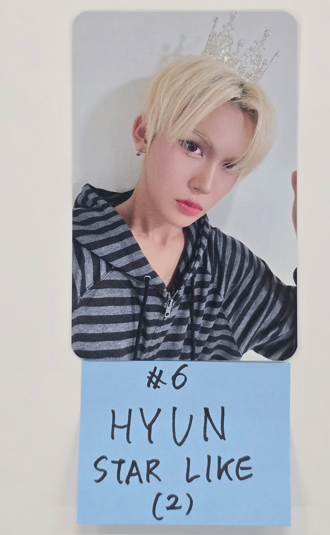 XLOV "UXLXVE" - Star Like Fansign Event Photocard [26.1.2]