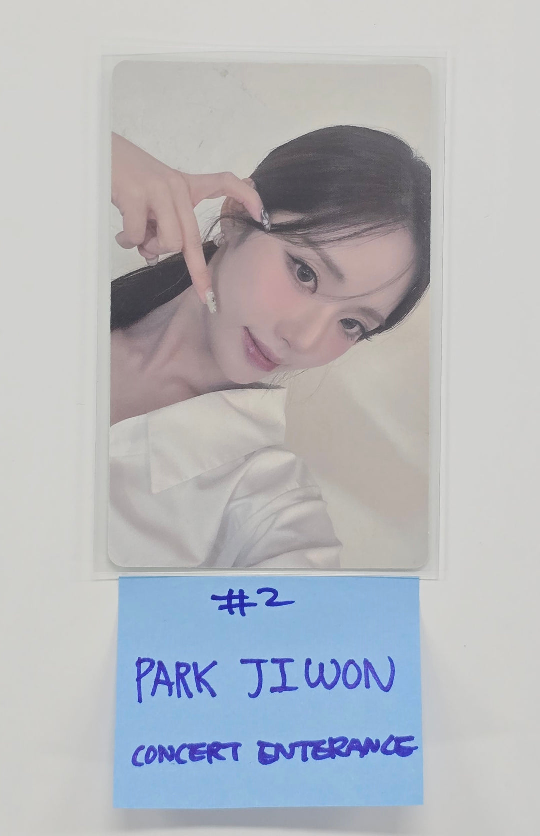 Fromis_9 "NOW TOMORROW" - CONCERT Enterance Photocard [26.1.2]