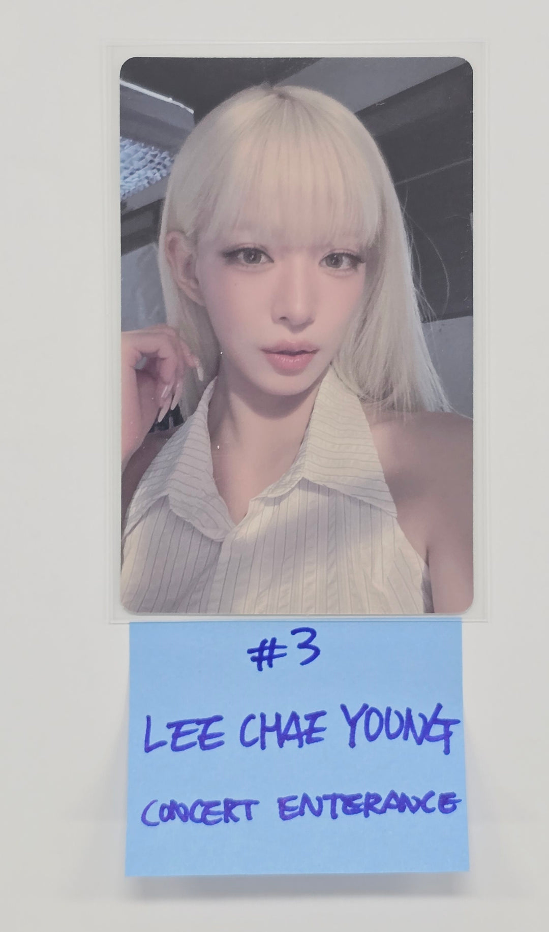 Fromis_9 "NOW TOMORROW" - CONCERT Enterance Photocard [26.1.2]