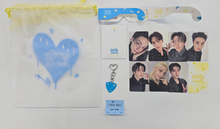 Stray Kids "World Tour dominATE" - STAY ZONE Photocards Set (8ea) + MD [26.1.2]