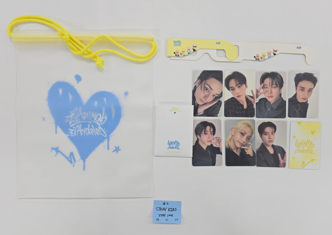 Stray Kids "World Tour dominATE" - STAY ZONE Photocards Set (8ea) + MD [26.1.2]