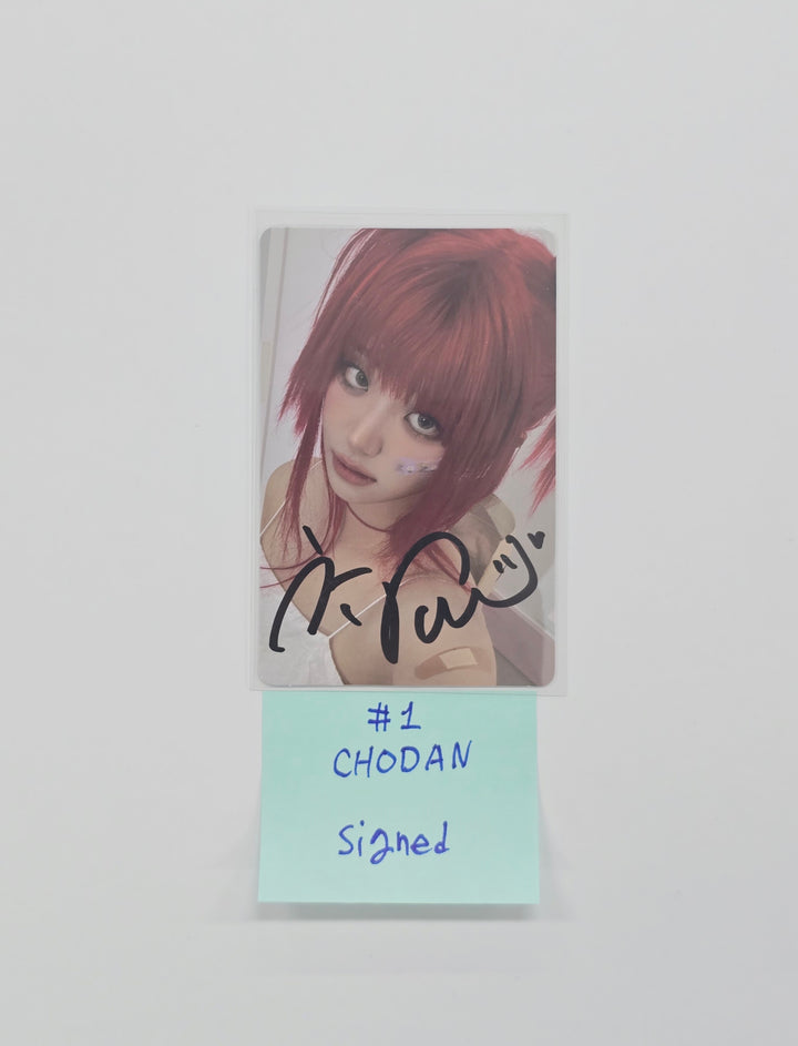 QWER - Hand Autograhped(Signed) Photocard [26.01.05]