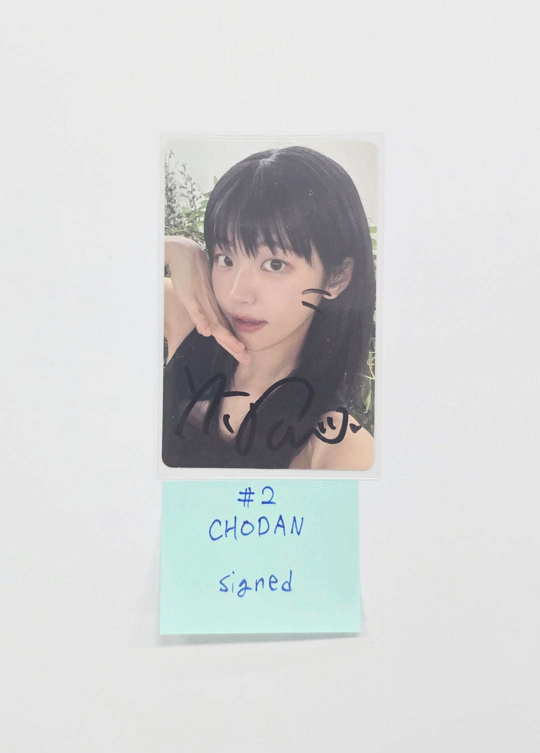 QWER - Hand Autograhped(Signed) Photocard [26.01.05]