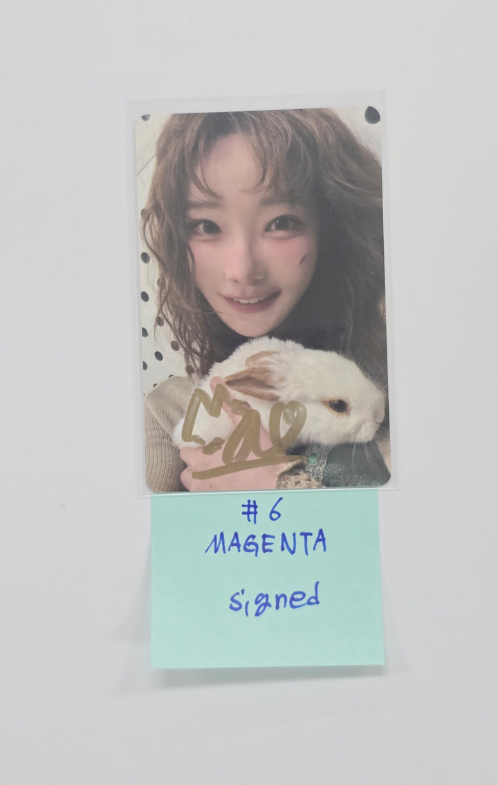 QWER - Hand Autograhped(Signed) Photocard [26.01.05]