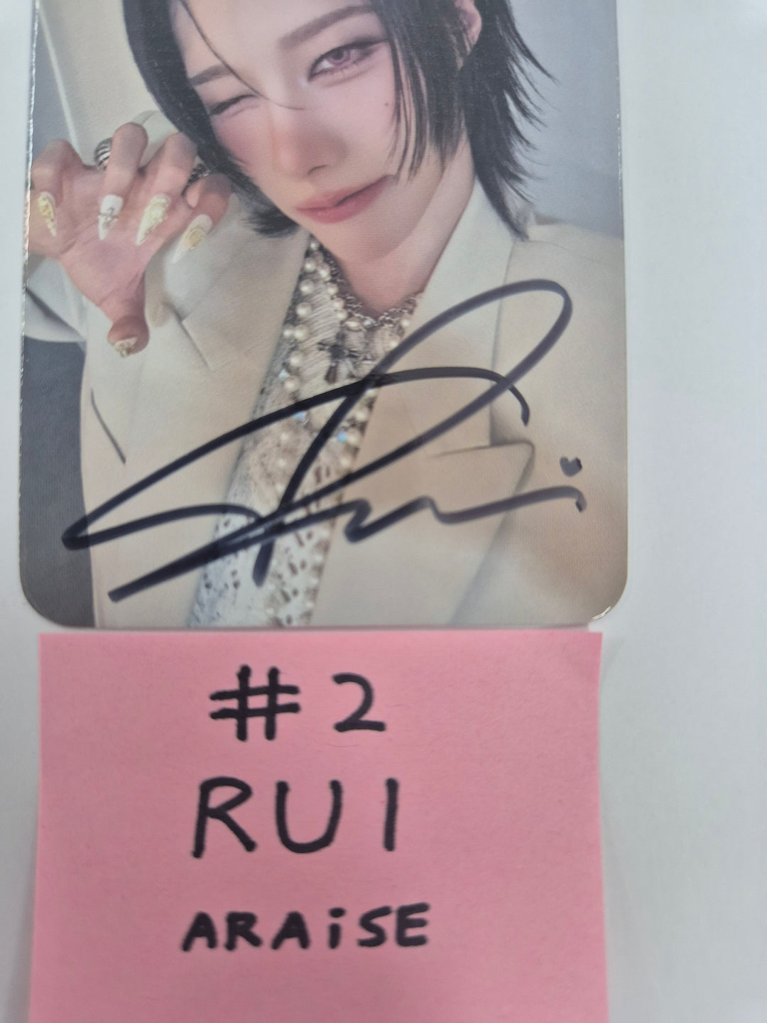 XLOV "UXLXVE" - Hand Autograhped(Signed) Photocard [26.01.06]