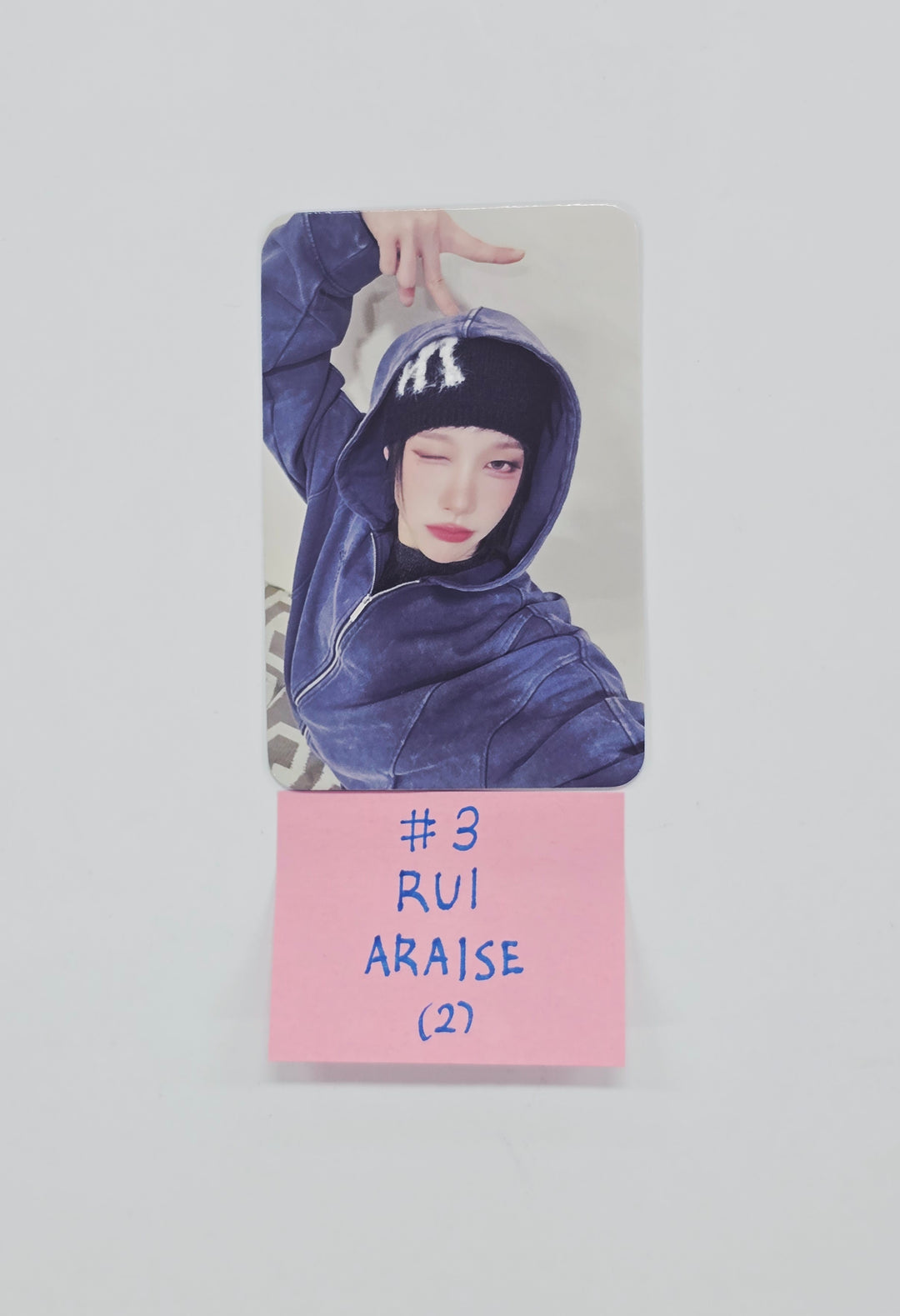 XLOV "UXLXVE" - ARAISE Fansign Event Photocard R2 (1) [26.01.06]