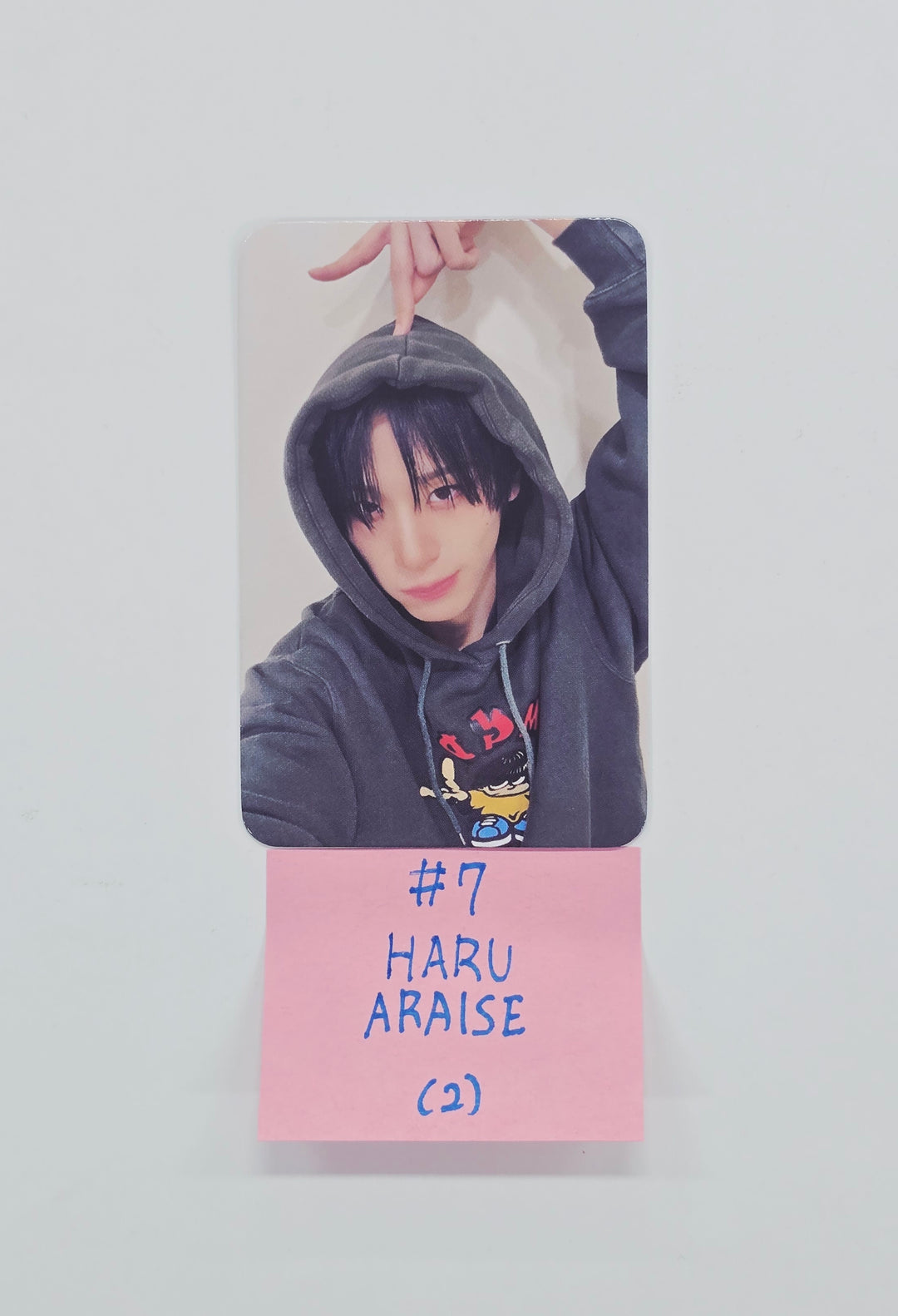 XLOV "UXLXVE" - ARAISE Fansign Event Photocard R2 (1) [26.01.06]