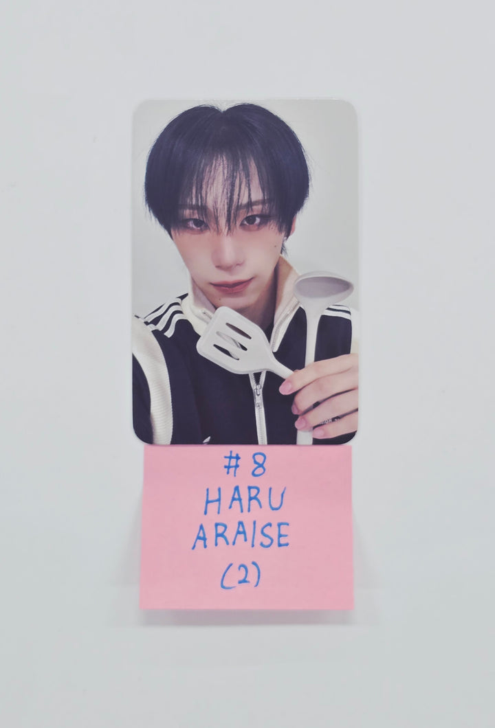 XLOV "UXLXVE" - ARAISE Fansign Event Photocard R2 (1) [26.01.06]