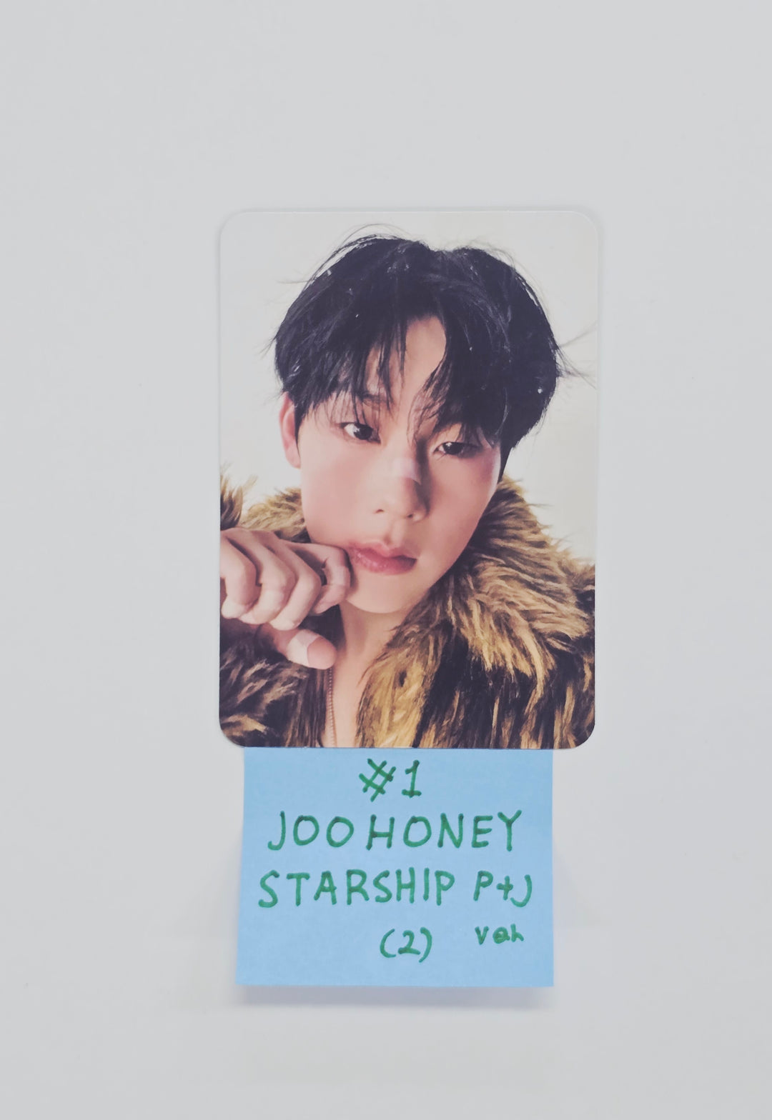 JOOHONEY (of MONSTA X) "光 (INSANITY) - Starship Pre-Order Benefit Photocard (Photobook + Jewel Ver.) [26.01.07]