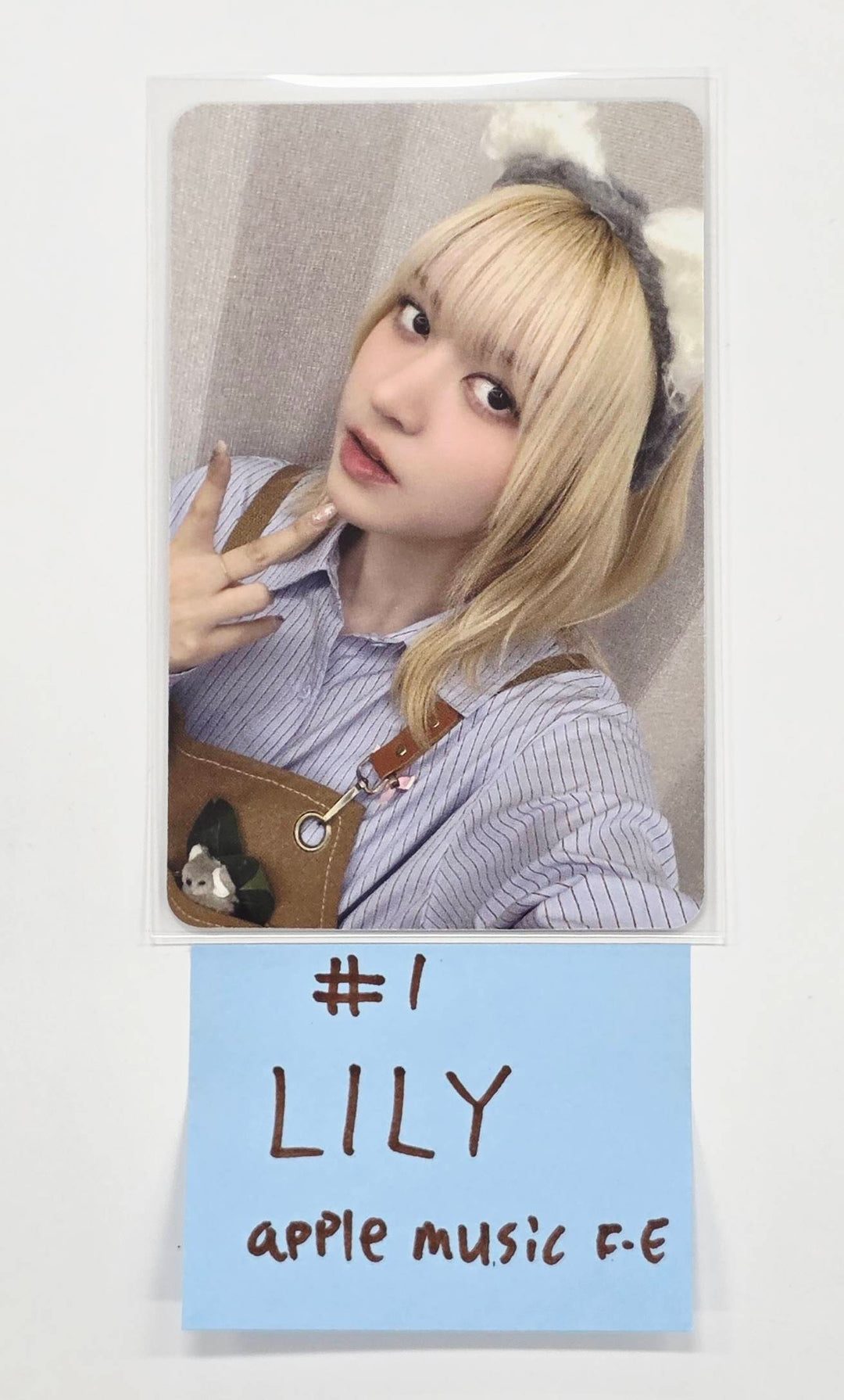 NMIXX "Blue Valentine" - Apple Music Fansign Event Photocard [26.01.07]