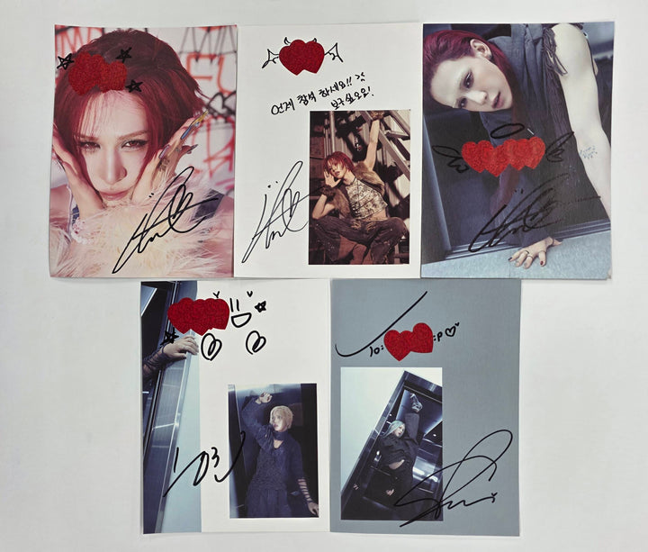 XLOV "UXLXVE" - A Cut Page From Fansign Event Album [26.01.07]