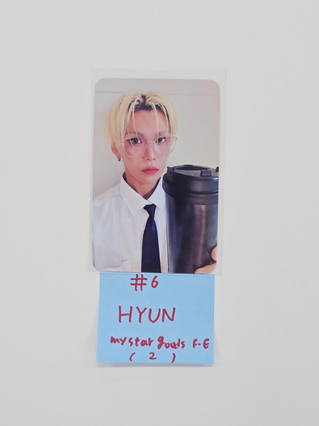 XLOV "UXLXVE" - My Star Goods Fansign Event Photocard R4 [26.01.07]