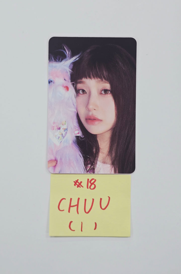 Chuu The First Album "XO, My Cyberlove" - Official Trading Photocard [26.01.08]