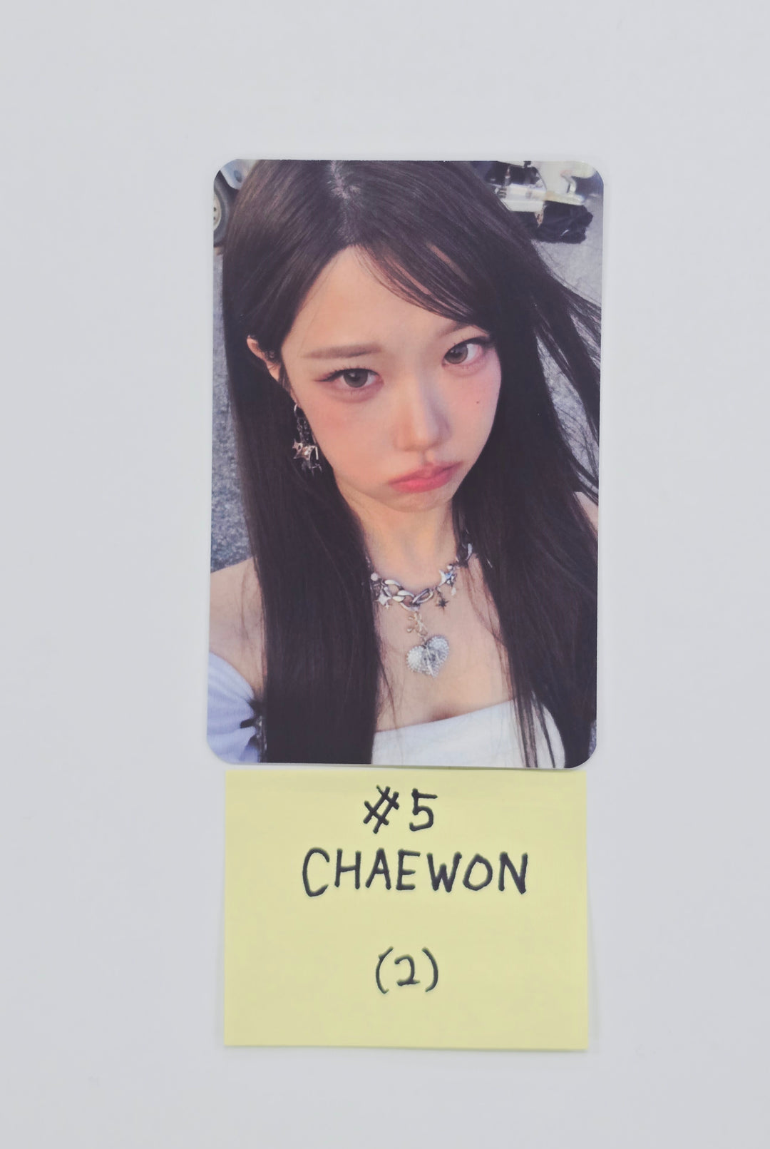 CLASS:y "A new chapter of the party - messier, classier Goods package" - Official Photocard [26.01.08]