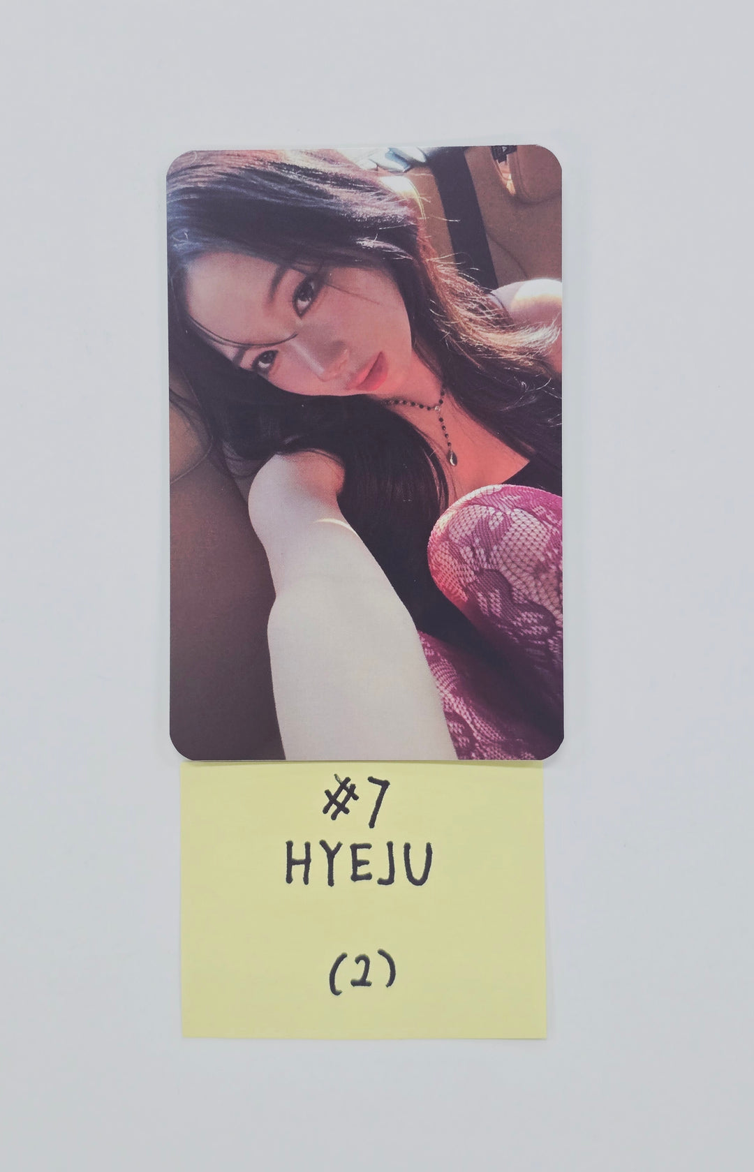 CLASS:y "A new chapter of the party - messier, classier Goods package" - Official Photocard [26.01.08]
