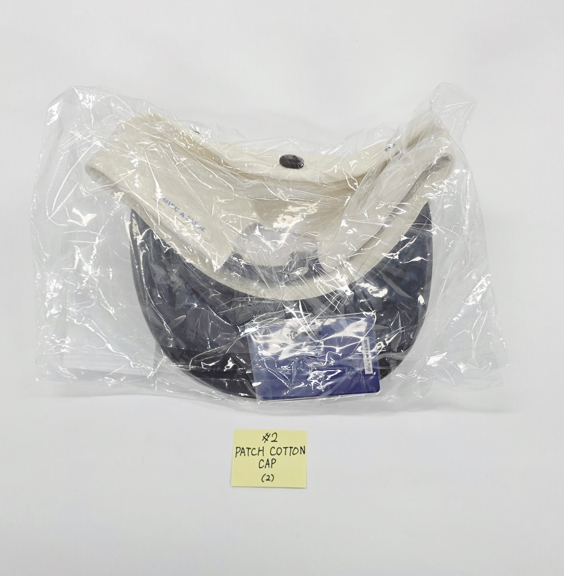 CHUU The First Album 