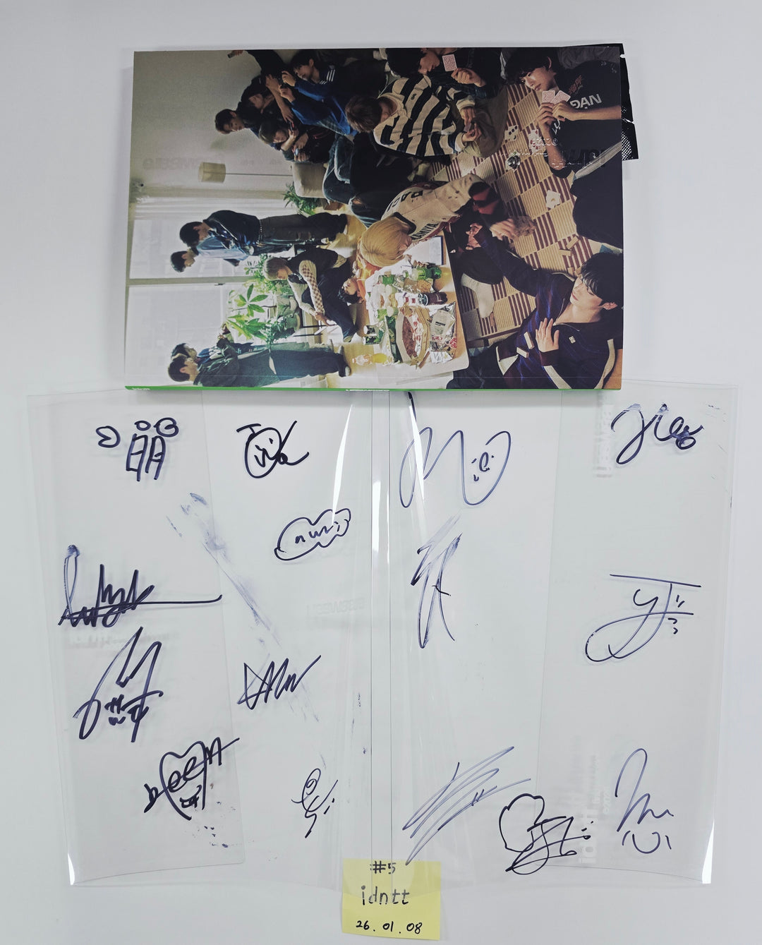 IDNTT "yesweare" - Hand Autographed(Signed) Promo Album [26.01.08]