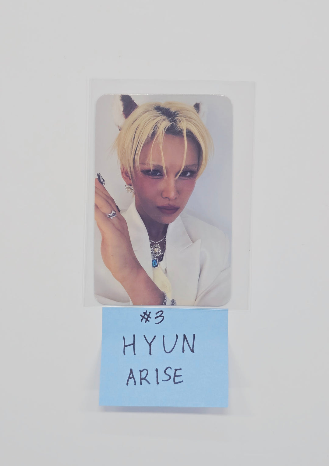 XLOV "UXLXVE" - ARAISE Fansign Event Photocard [26.01.09]