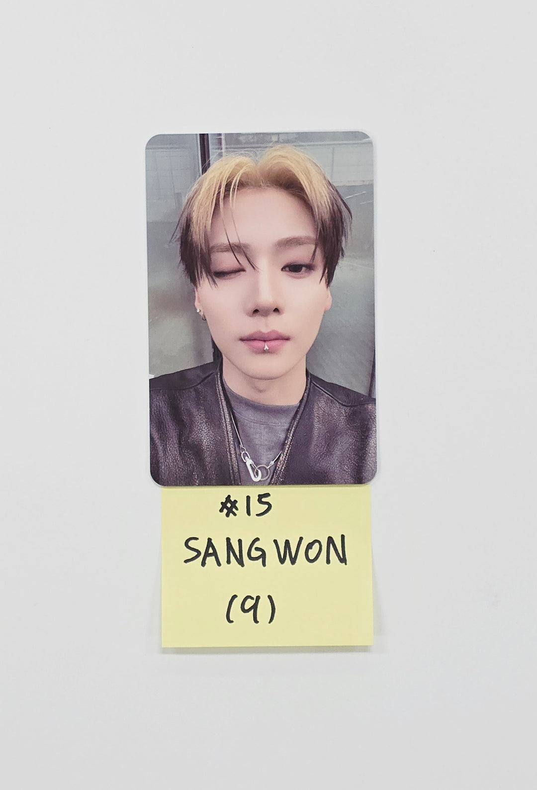 ALPHA DRIVE ONE "EUPHORIA" - Official Photocard, Staff Pass Photocard (Freak Alarm ver.) [26.01.13]