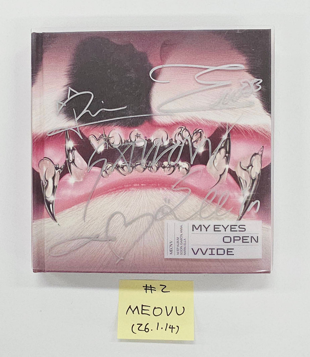 NMIXX "Blue Valentine" & MEOVV 1st EP "MY EYES OPEN VVIDE’" - Hand Autograhped(Signed) Album [26.1.14]