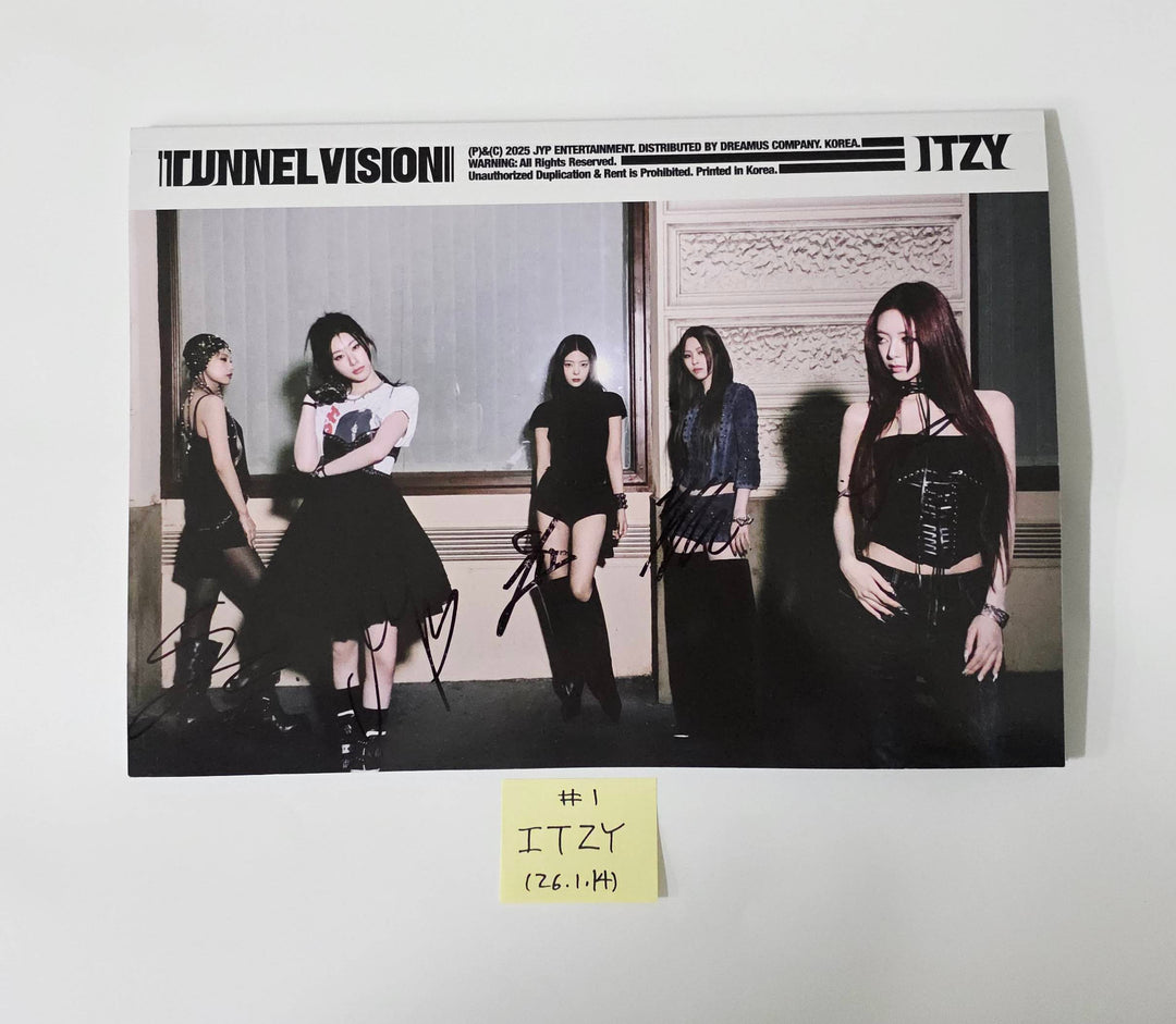 ITZY "TUNNEL VISION" - Hand Autographed(Signed) Promo Album [26.1.14]