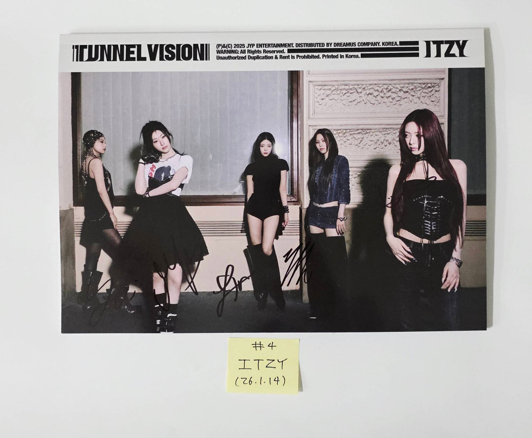 ITZY "TUNNEL VISION" - Hand Autographed(Signed) Promo Album [26.1.14]
