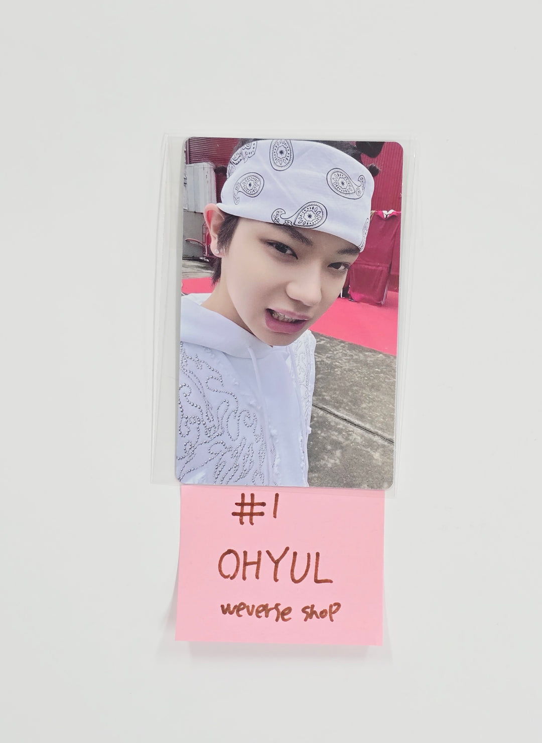 LNGSHOT "SHOT CALLERS" - Weverse Shop Pre-Order Benefit Photocard (standard, Magazine Ver.) <Restocked> [26.01.15]