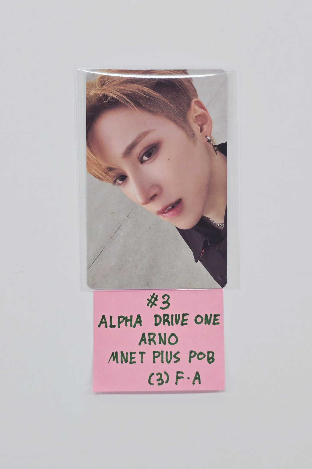 ALPHA DRIVE ONE "EUPHORIA" - Mnet Plus Pre-Order Benefit Photocard (Freak Alarm ver.) [26.01.15]
