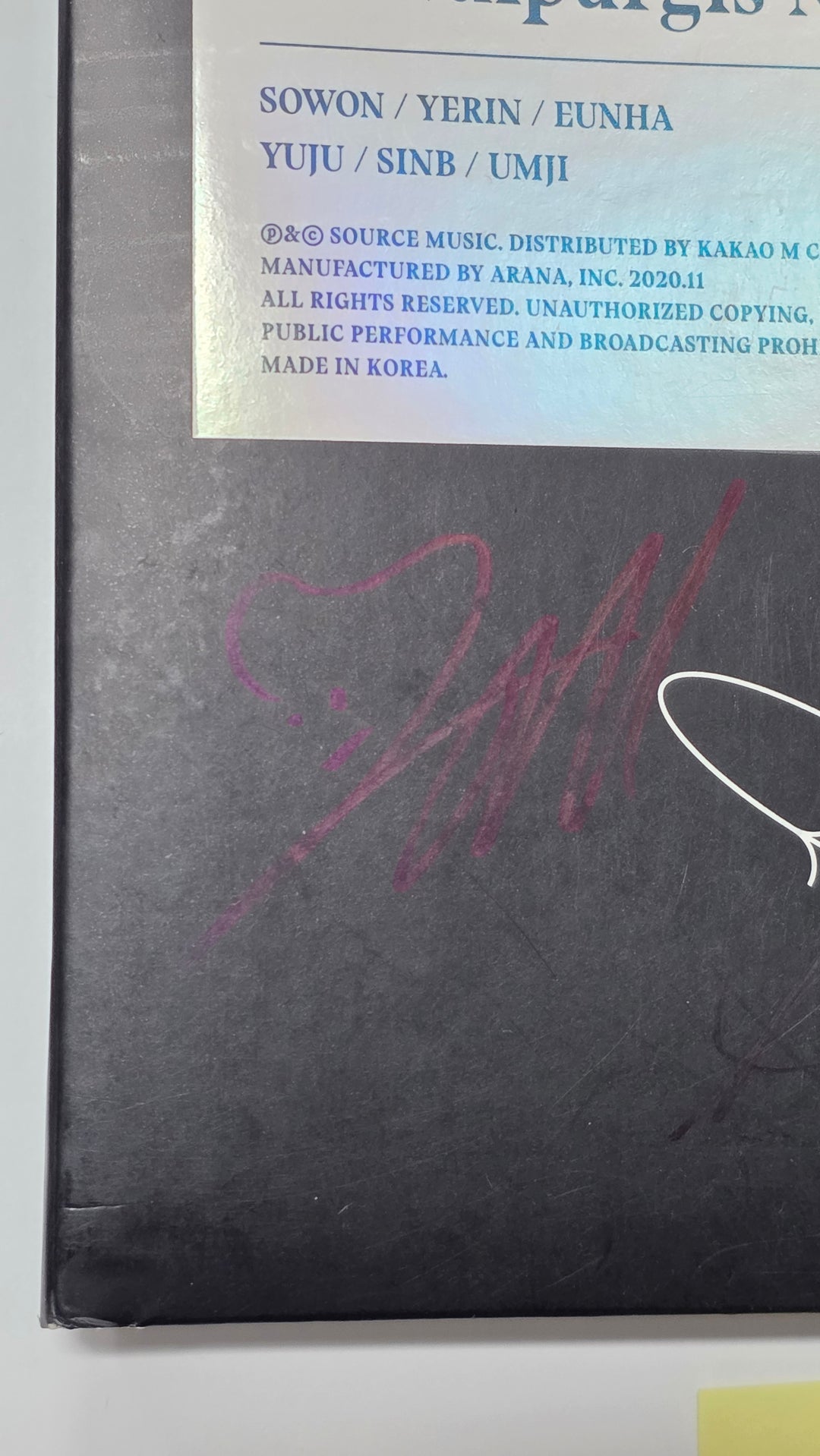 GFRIEND "回:Walpurgis Night", Wanna One "1÷χ=1 (UNDIVIDED)" - Hand Autographed(Signed) Promo Album [26.1.15]