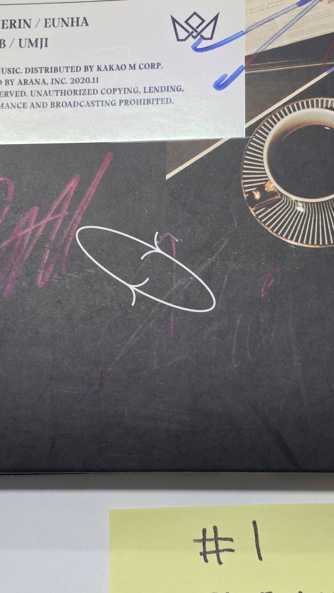 GFRIEND "回:Walpurgis Night", Wanna One "1÷χ=1 (UNDIVIDED)" - Hand Autographed(Signed) Promo Album [26.1.15]