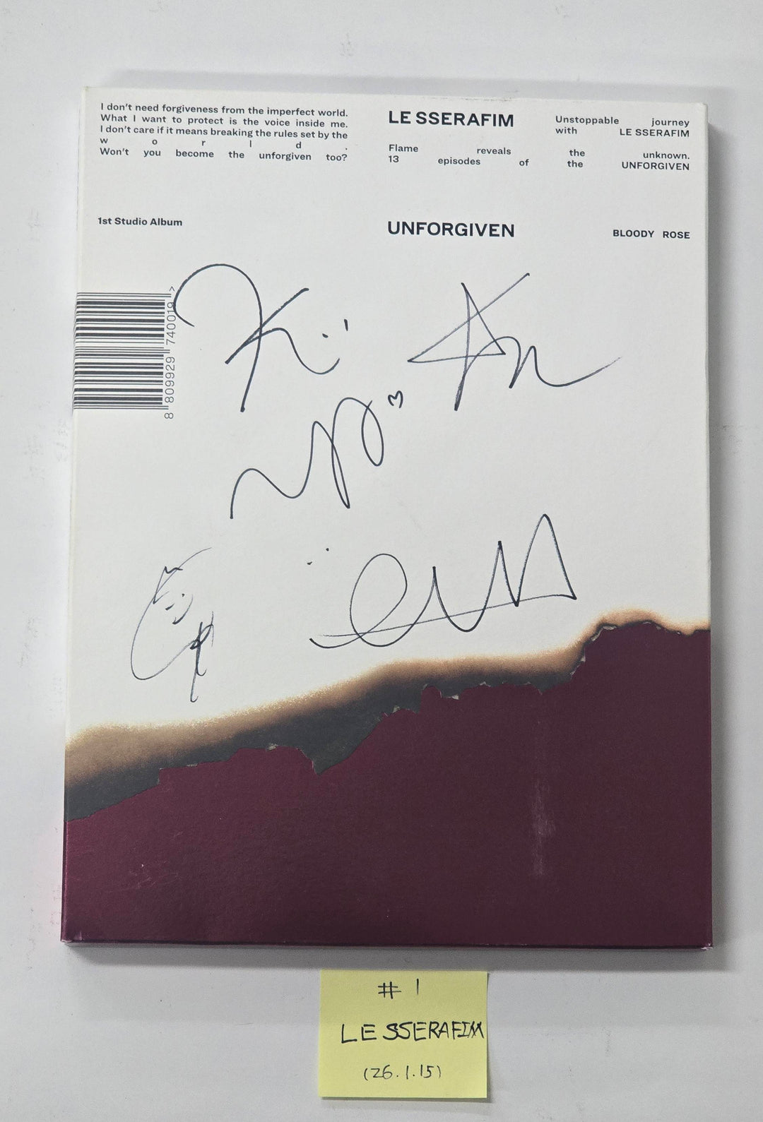 LE SSERAFIM "UNFORGIVEN & FEARLESS" - Hand Autographed(Signed) Promo Album [26.1.15]