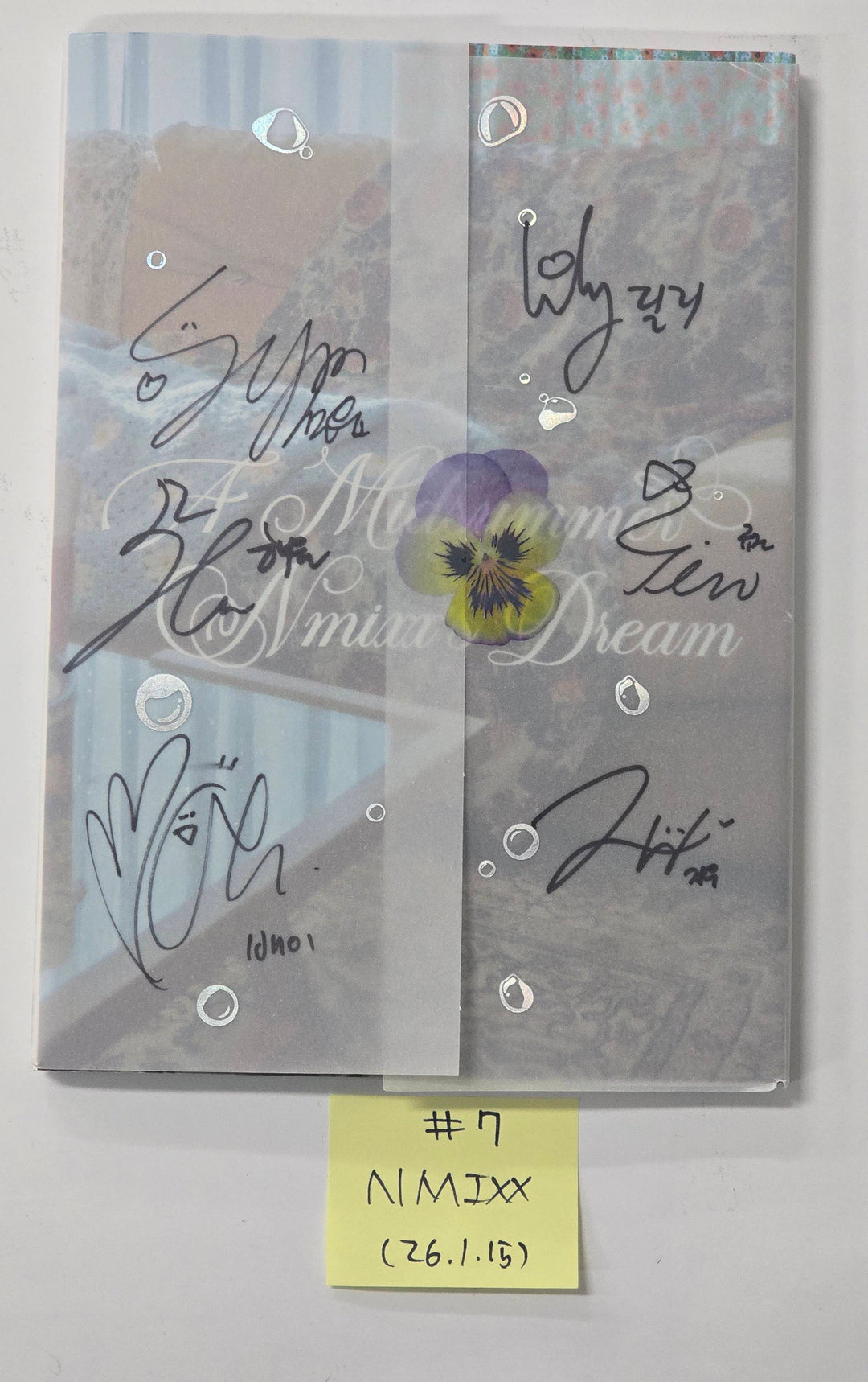 NMIXX "Fe3O4: BREAK & A Midsummer NMIXX's Dream & EXPERGO" - Hand Autographed(Signed) Promo Album [26.1.15]