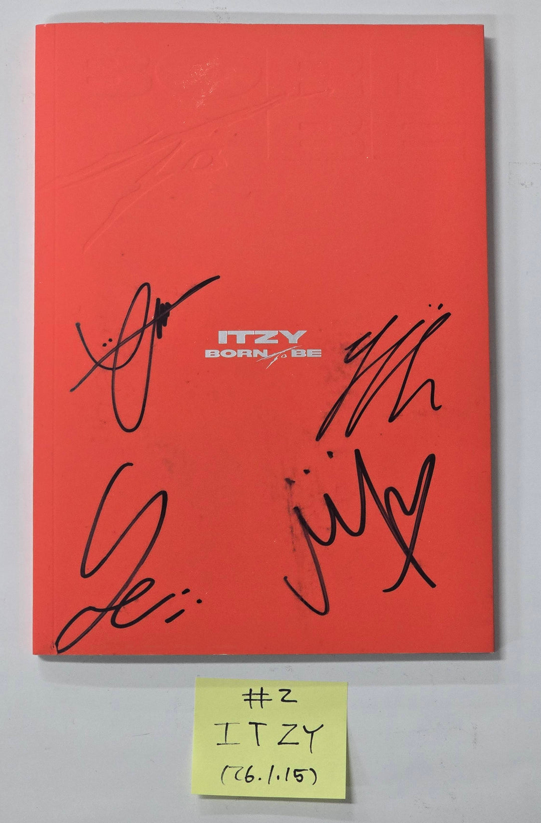 ITZY "BORN TO BE", YEJI "AIR" - Hand Autographed(Signed) Promo Album [26.1.15]