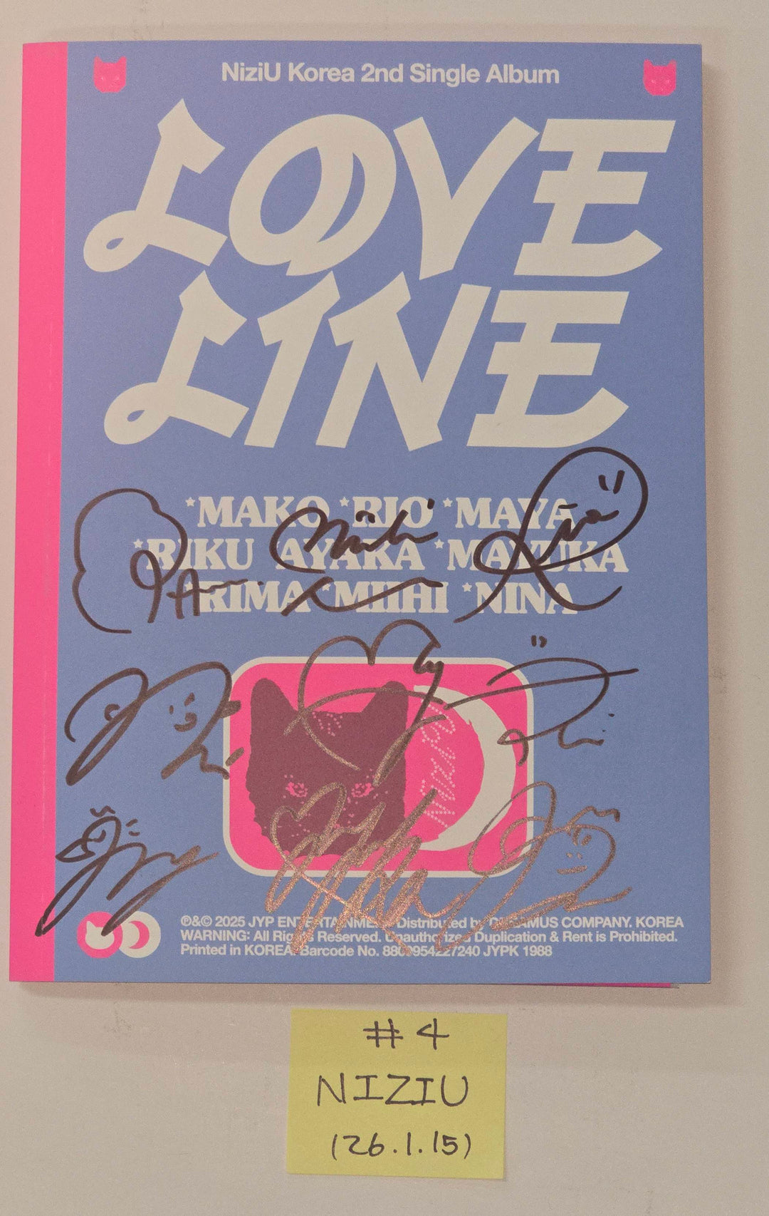 Xdinary Heroes "LXVE to DEATH", NiziU "LOVE LINE" - Hand Autographed(Signed) Promo Album [26.1.15]