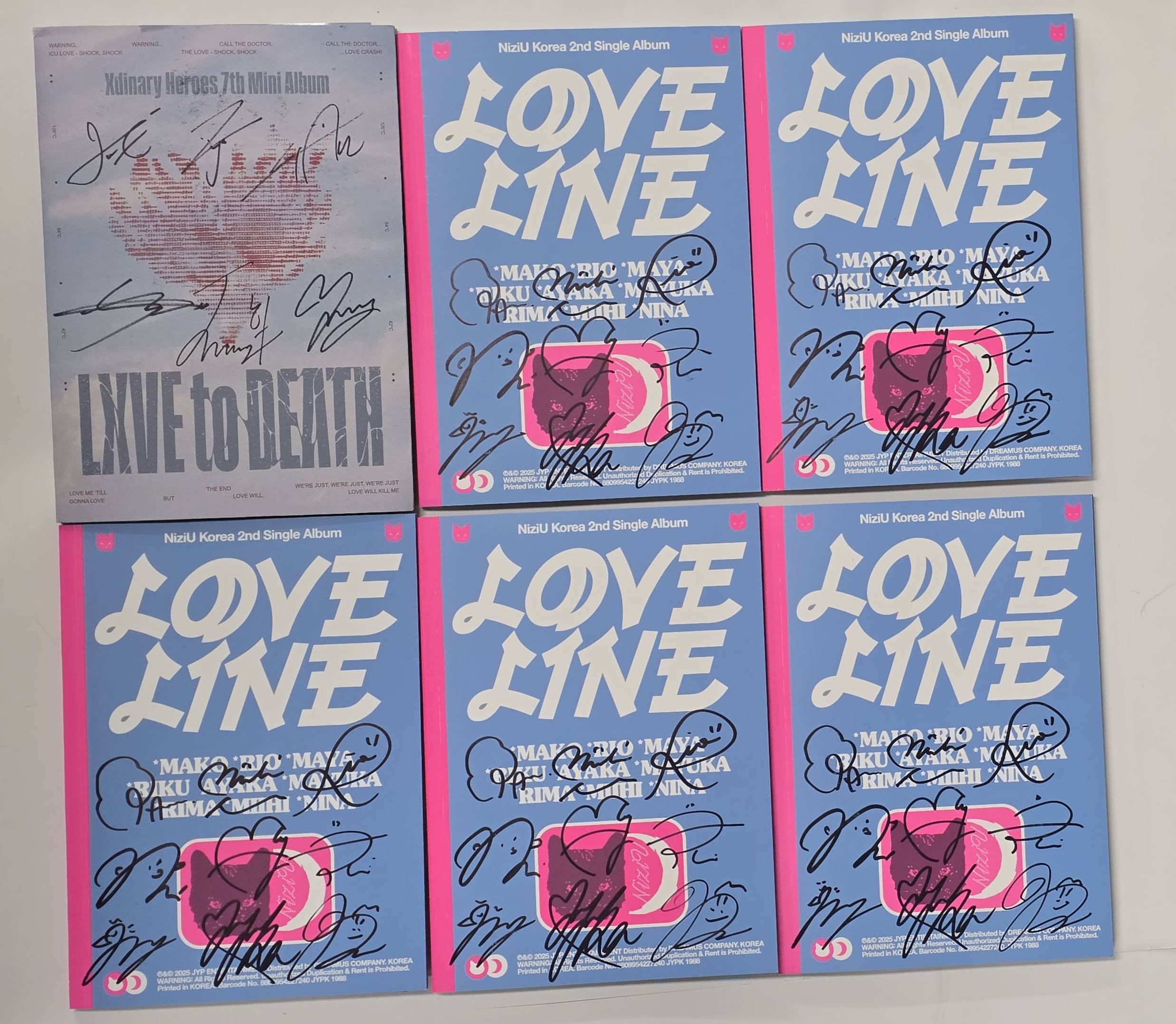 NiziU - HALLYUSUPERSTORE