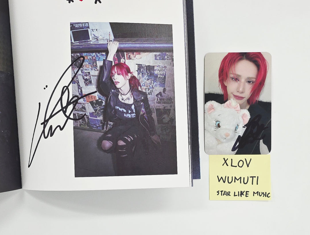 WUMUTI (of XLOV) "UXLXVE" - Hand Autographed(Signed) Album + Hand Autographed(Signed) Photocard [26.01.19]
