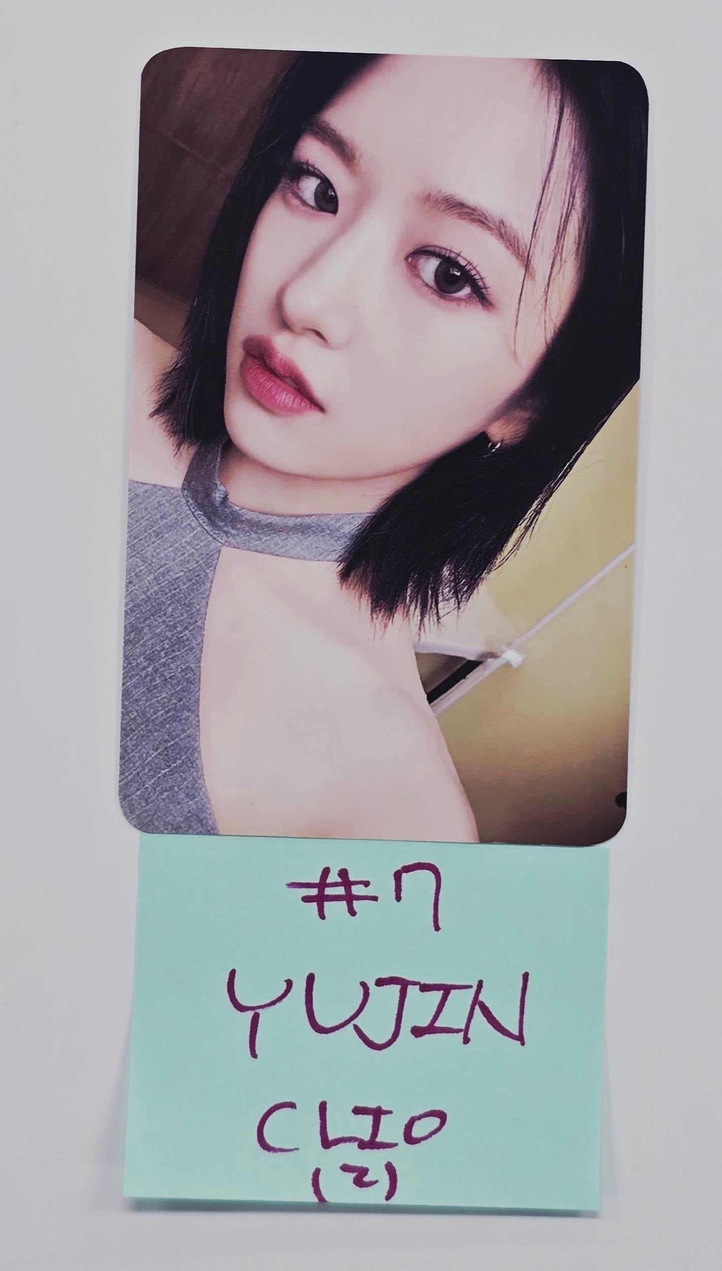 YUJIN (Of IVE) - Clio Event Photocard [26.1.21] – HALLYUSUPERSTORE
