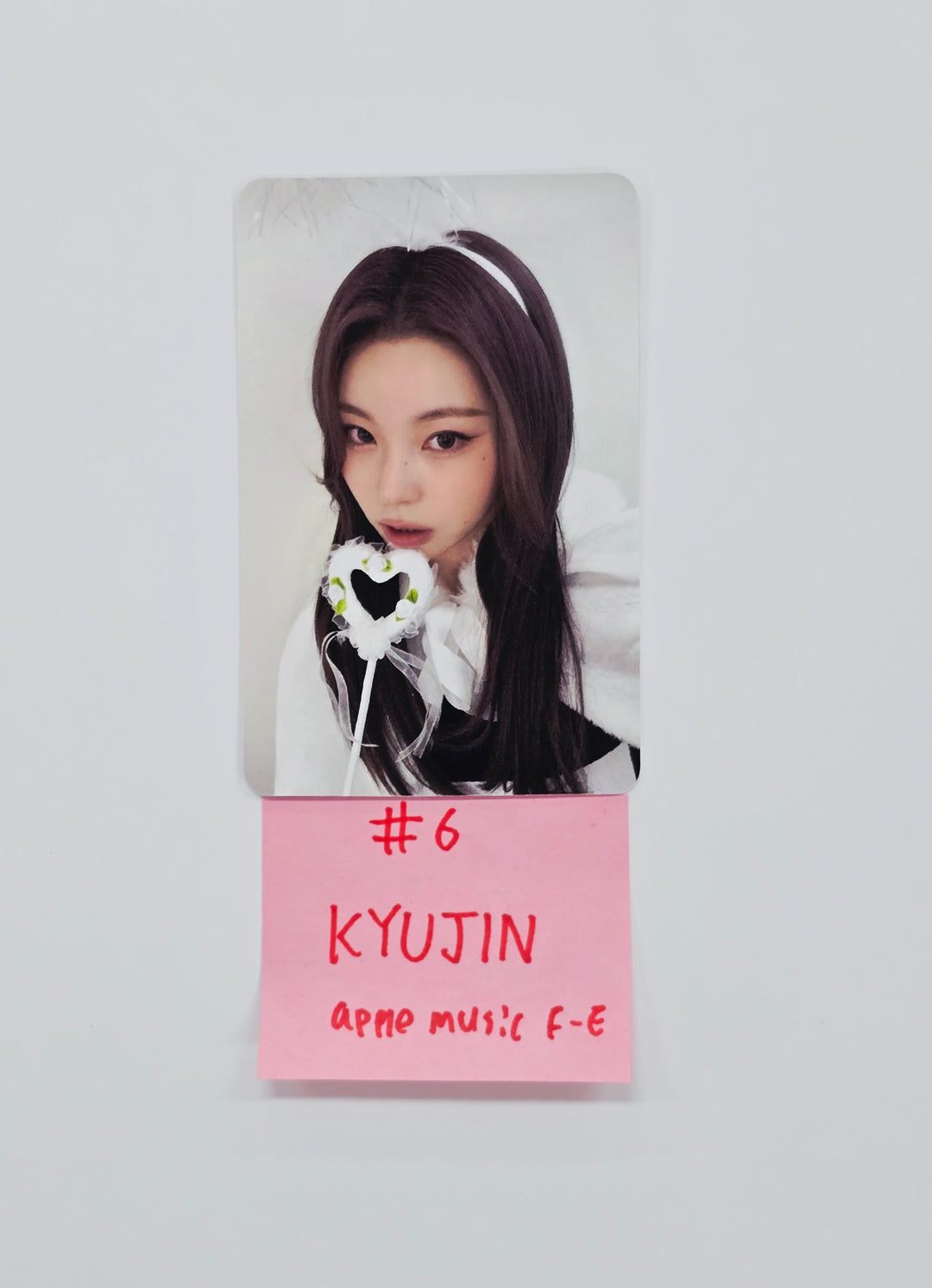 NMIXX "Blue Valentine" - Apple Music Fansign Event Photocard Round 4 [26.01.23]