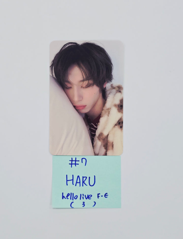 XLOV "UXLXVE" - Hello Live Fansign Event Photocard R4 [26.01.26]