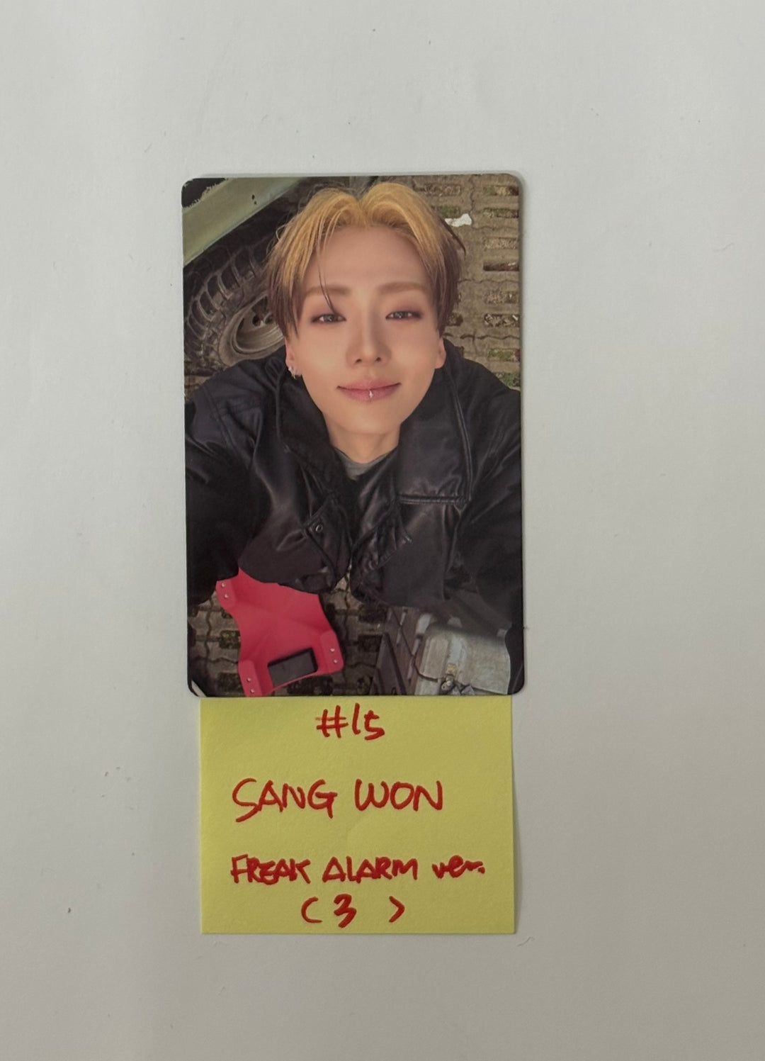 ALPHA DRIVE ONE "EUPHORIA" - Pop-Up Official Random Trading Photocard (Freke Alarm ver.) (1) [26.1.26]
