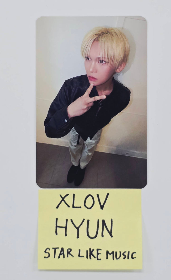 HYUN (Of XLOV) "UXLXVE" - Hand Autographed(Signed) Photocard [26.01.27]