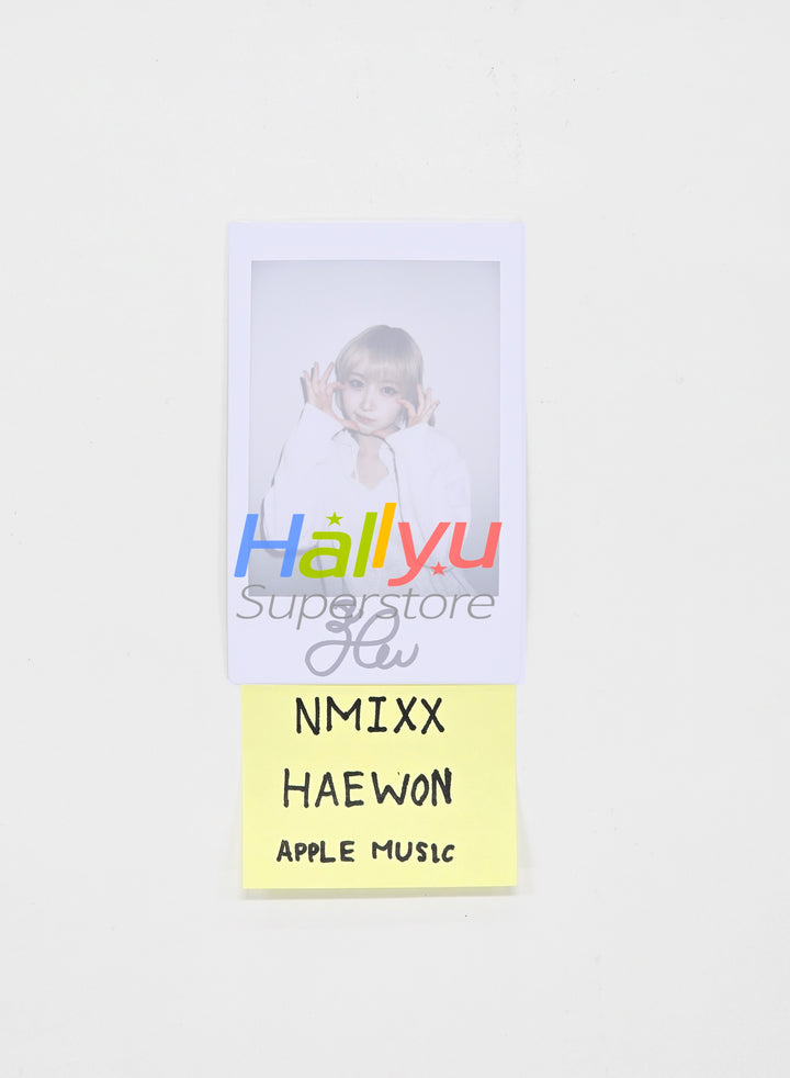 HAEWON (of NMIXX) "Blue Valentine" - Hand Autograhped(Signed) Polaroid [26.01.28]