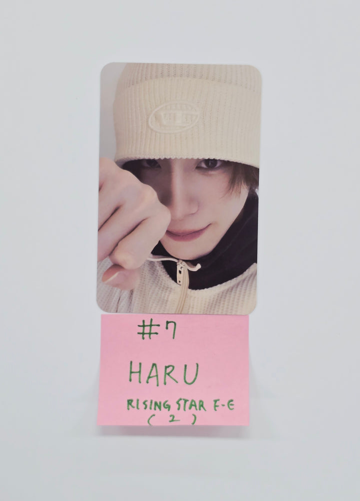 XLOV "UXLXVE" - Rising Star Fansign Event Photocard R4 [26.01.28]