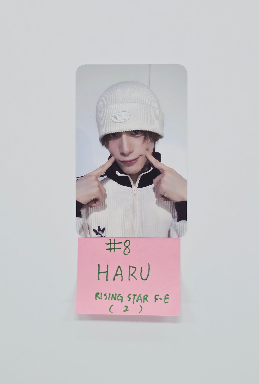 XLOV "UXLXVE" - Rising Star Fansign Event Photocard R4 [26.01.28]