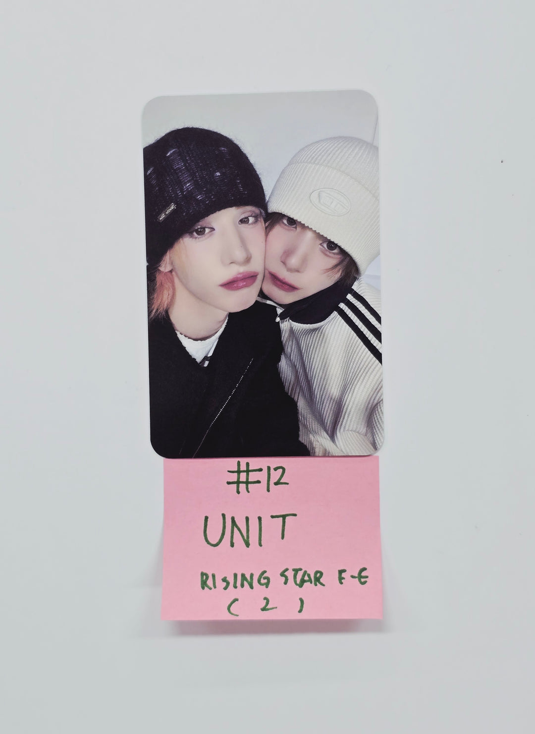 XLOV "UXLXVE" - Rising Star Fansign Event Photocard R4 [26.01.28]