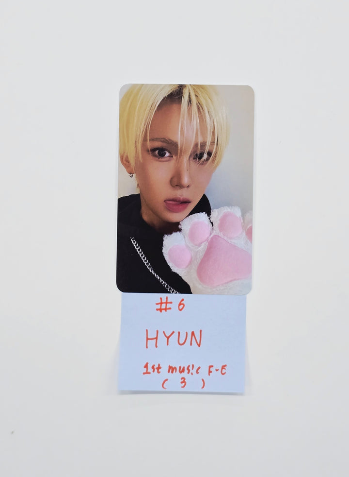 XLOV "UXLXVE" - 1st Music Fansign Event Photocard R3 [26.01.29]