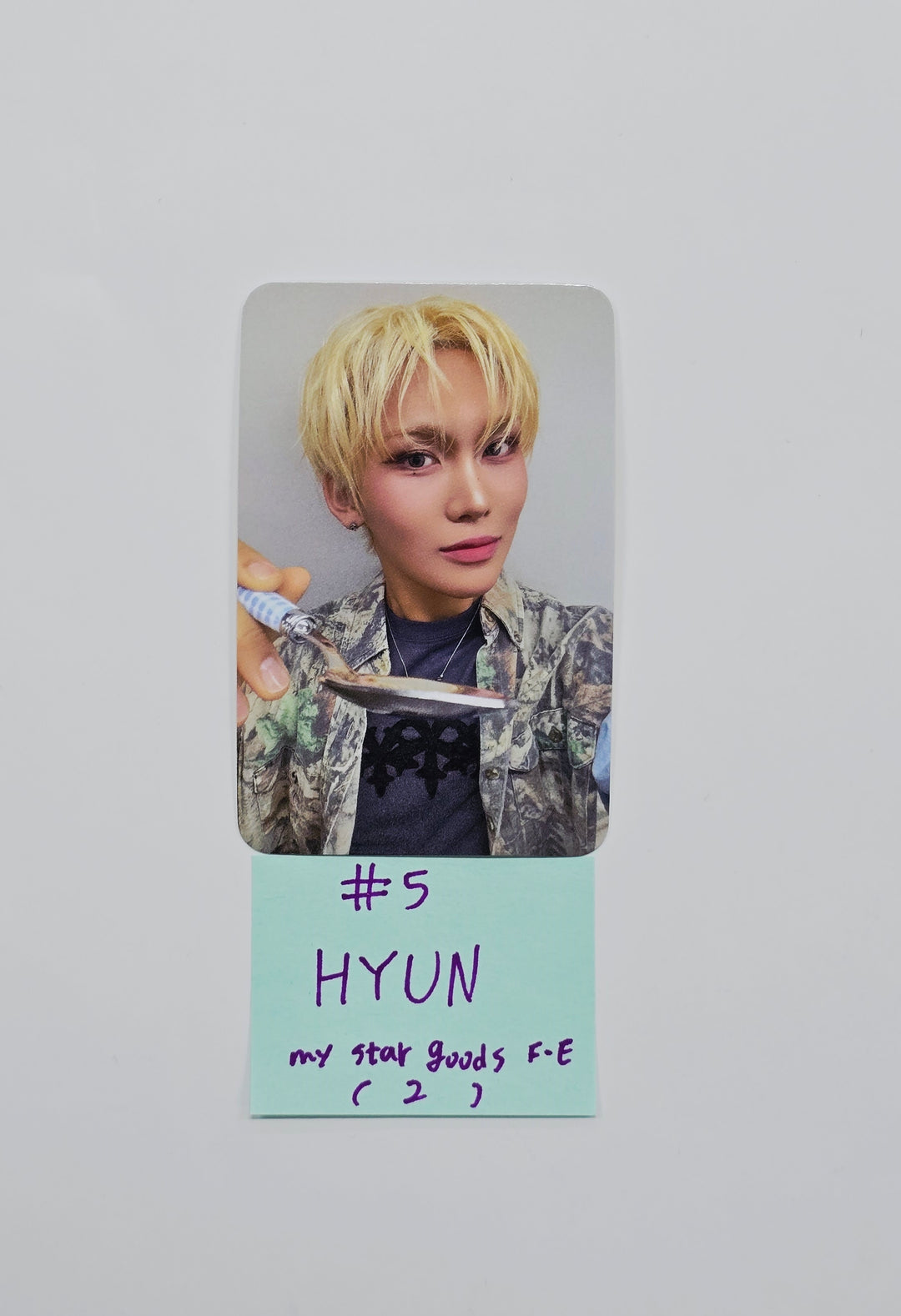 XLOV "UXLXVE" - My Star Goods Fansign Event Photocard R6 [26.01.30]