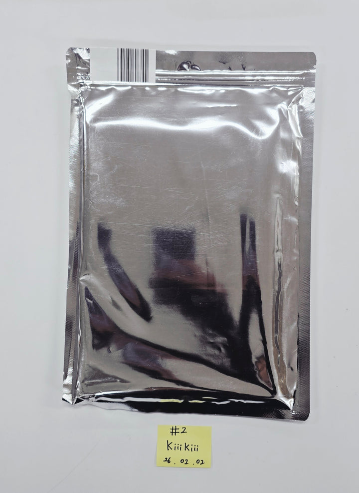 KIIIKIII "Delulu Pack" - Hand Autographed(Signed) Promo Album [26.02.02]